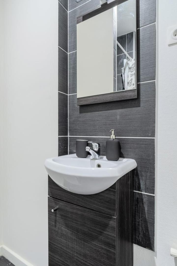 Beautiful Renovated Appart In The Center Of Lille Bagian luar foto